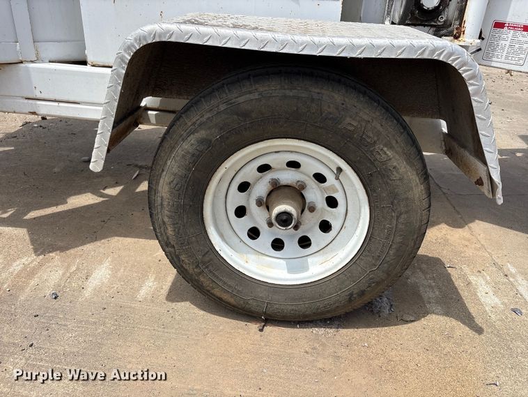 image for item YA3529 2015 Bandit 200UC wood chipper