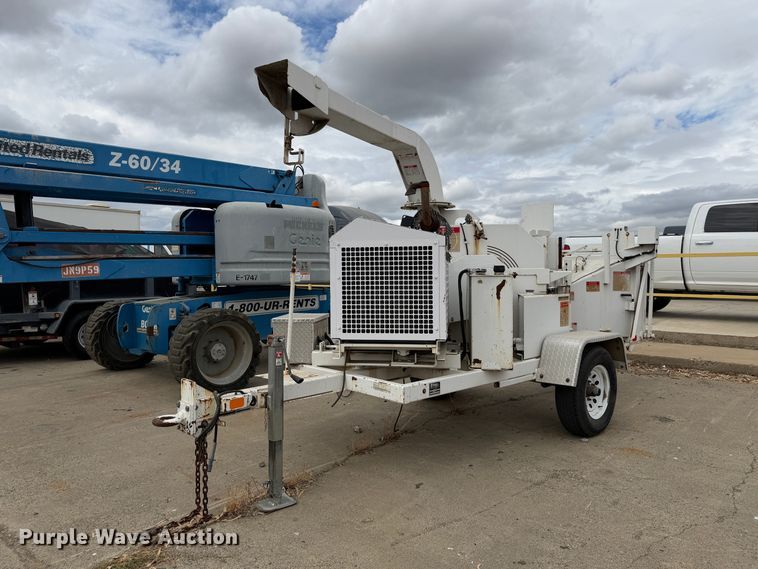 2015 Bandit 200UC wood chipper