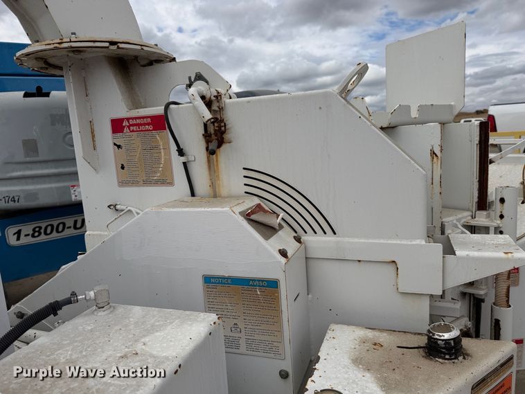 image for item YA3531 2015 Bandit 200UC wood chipper
