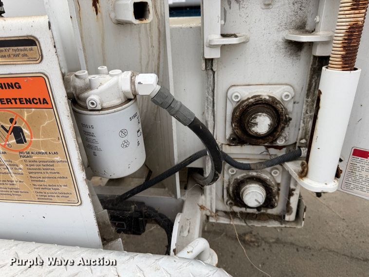 image for item YA3531 2015 Bandit 200UC wood chipper