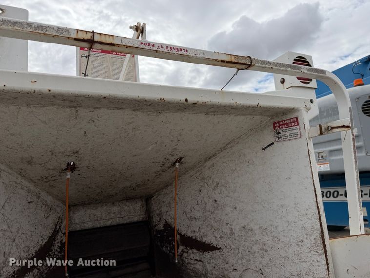 image for item YA3531 2015 Bandit 200UC wood chipper