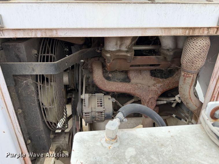 image for item YA3531 2015 Bandit 200UC wood chipper