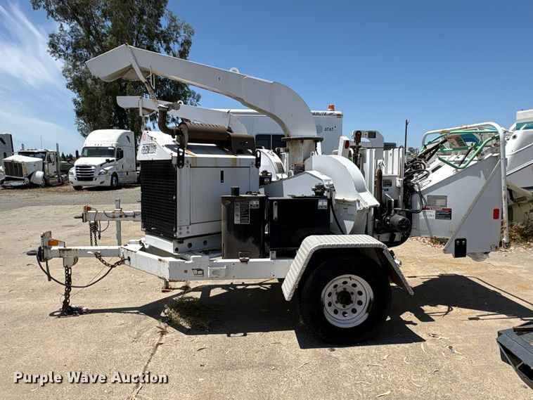 image for item YA3533 2011 Altec DC-912A wood chipper