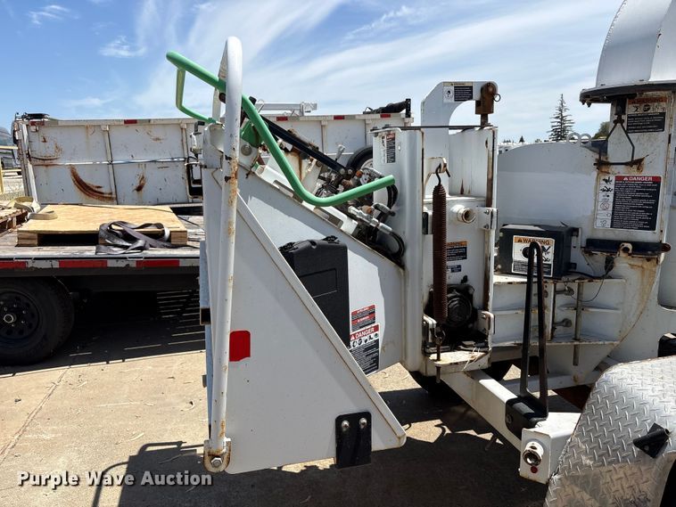 image for item YA3533 2011 Altec DC-912A wood chipper
