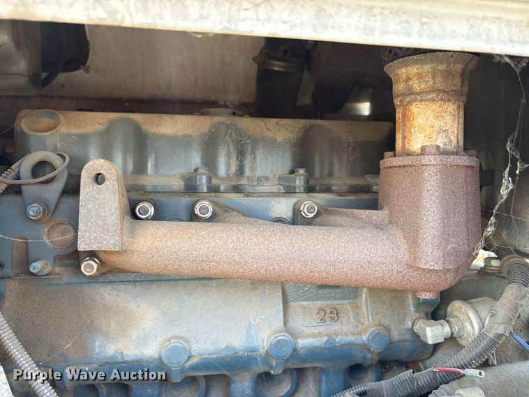 image for item YA3533 2011 Altec DC-912A wood chipper