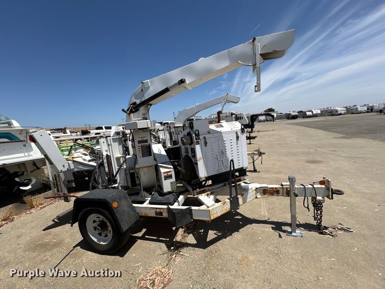 image for item YA3534 2017 Altec DC1317 wood chipper