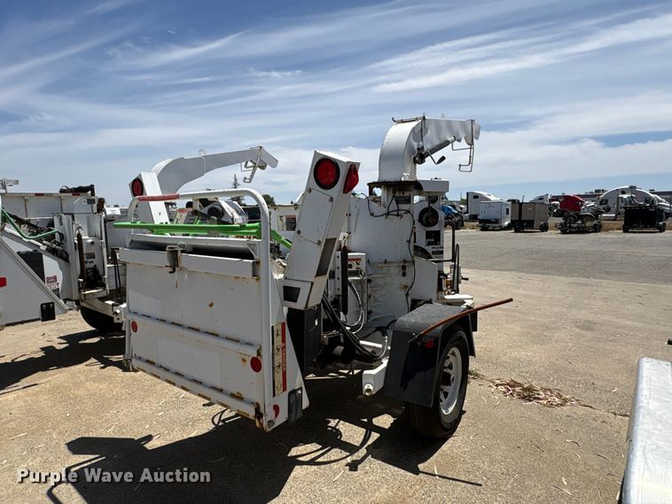 image for item YA3534 2017 Altec DC1317 wood chipper
