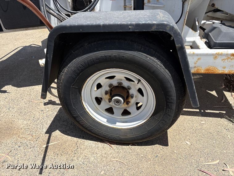 image for item YA3534 2017 Altec DC1317 wood chipper