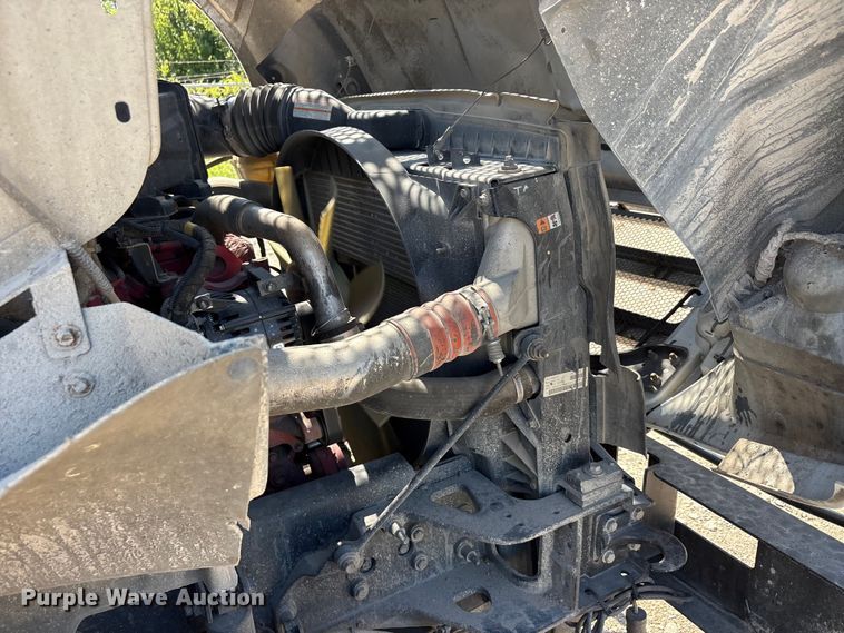 image for item YA3535 2015 Ford F750 Super Duty forestry bucket truck