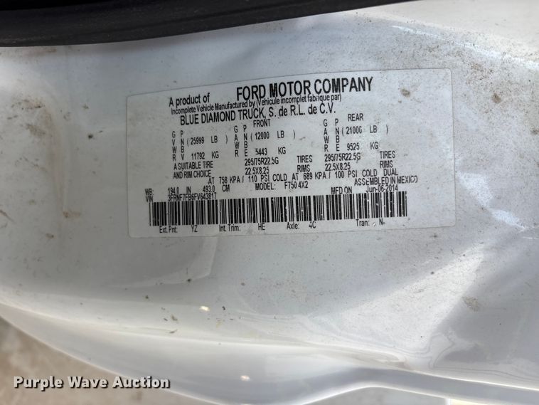 image for item YA3535 2015 Ford F750 Super Duty forestry bucket truck