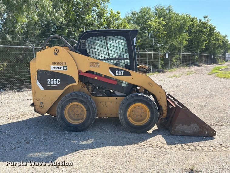 image for item YA3542 2007 Caterpillar 256C skid steer loader