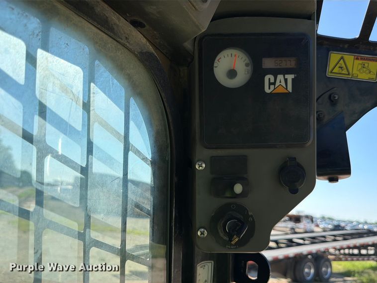 image for item YA3542 2007 Caterpillar 256C skid steer loader