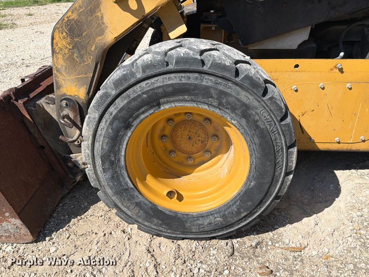 image for item YA3542 2007 Caterpillar 256C skid steer loader