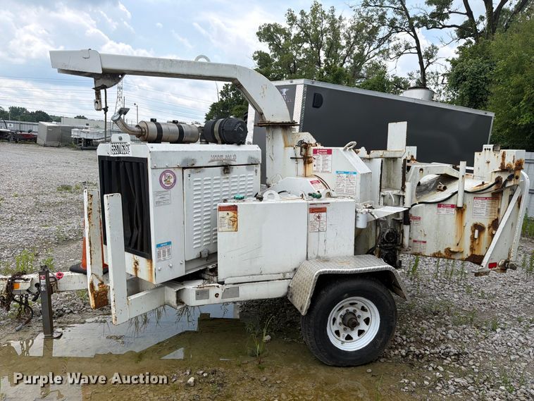 image for item YA3717 2012 Bandit  200XP wood chipper