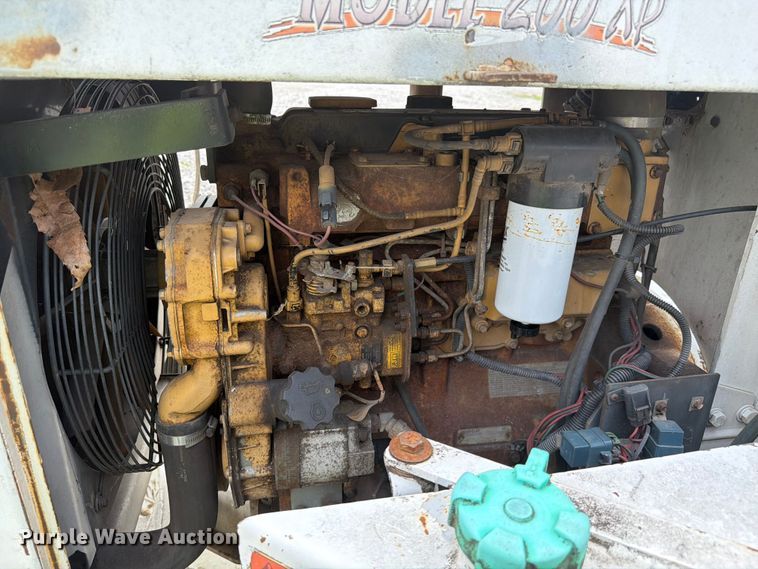 image for item YA3717 2012 Bandit  200XP wood chipper