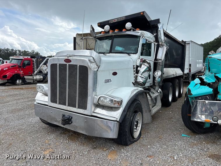 image for item YA3889 2020 Peterbilt 389 dump truck