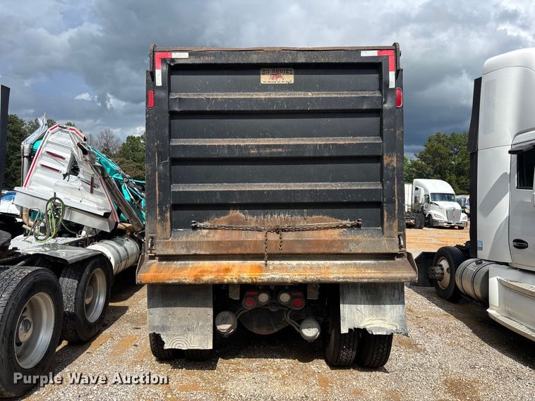 image for item YA3889 2020 Peterbilt 389 dump truck