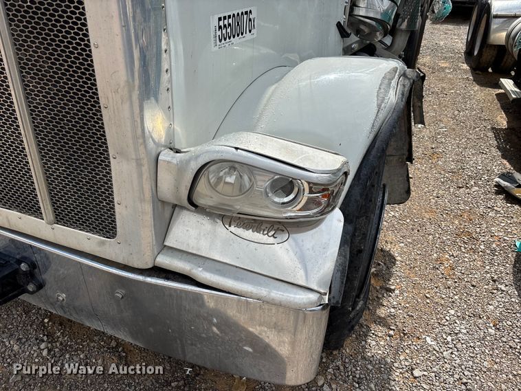 image for item YA3889 2020 Peterbilt 389 dump truck