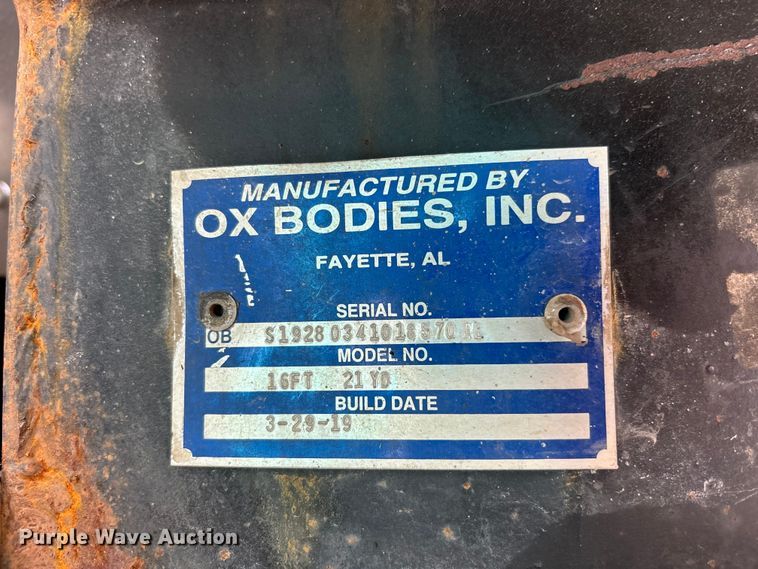 image for item YA3889 2020 Peterbilt 389 dump truck