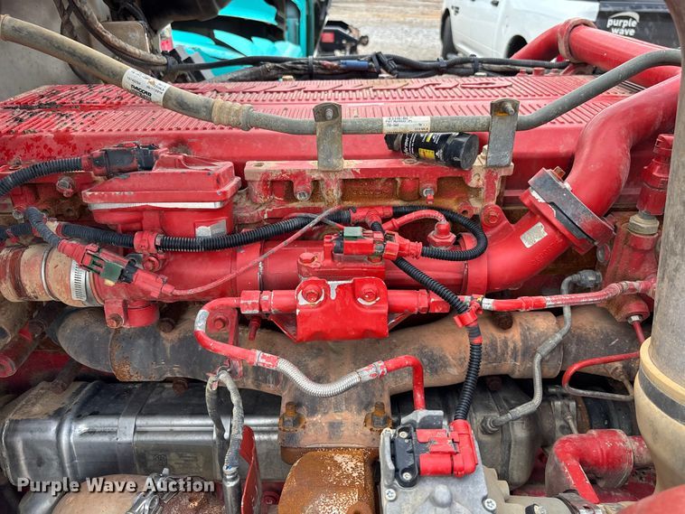 image for item YA3889 2020 Peterbilt 389 dump truck