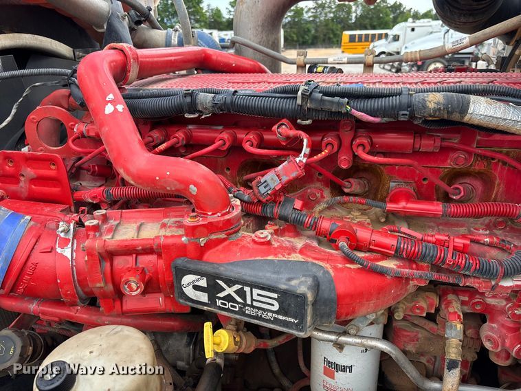 image for item YA3889 2020 Peterbilt 389 dump truck