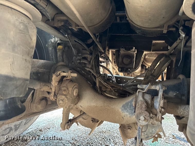 image for item YA3889 2020 Peterbilt 389 dump truck