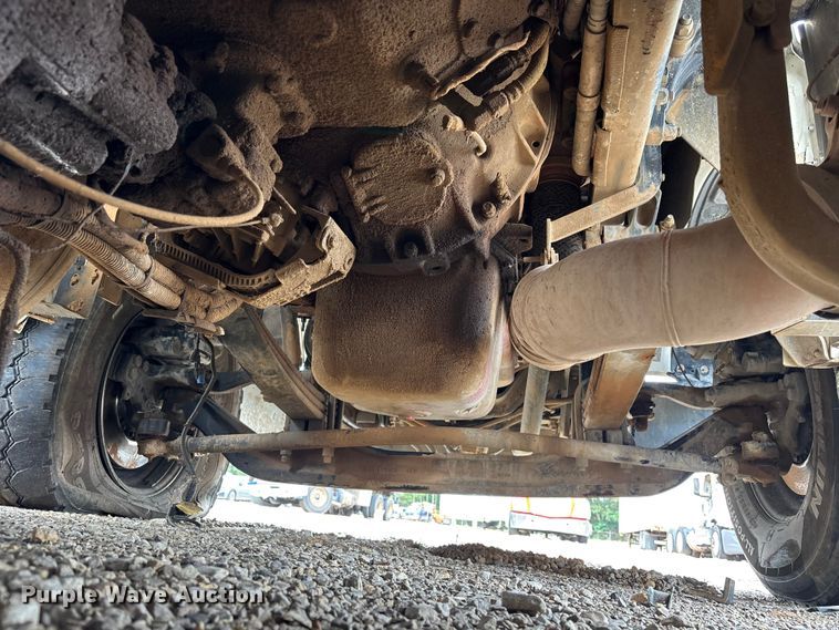 image for item YA3889 2020 Peterbilt 389 dump truck