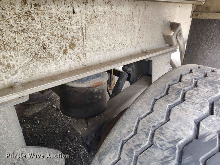 image for item YA3926 2022 Trailstar end dump trailer