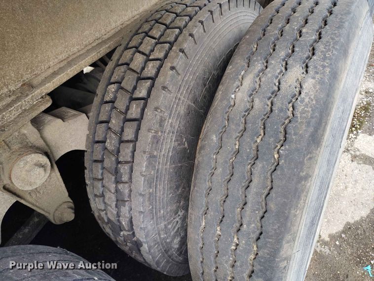 image for item YA3926 2022 Trailstar end dump trailer