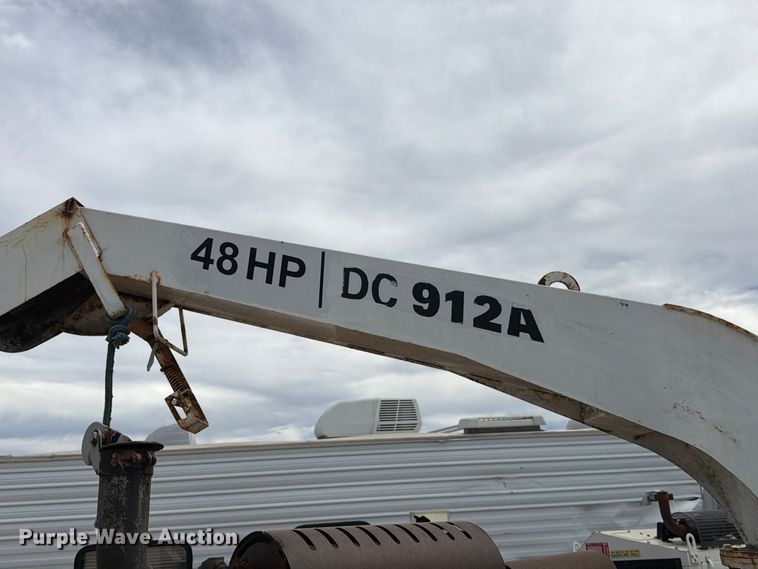 image for item YA3996 2011 Altec DC912A wood chipper
