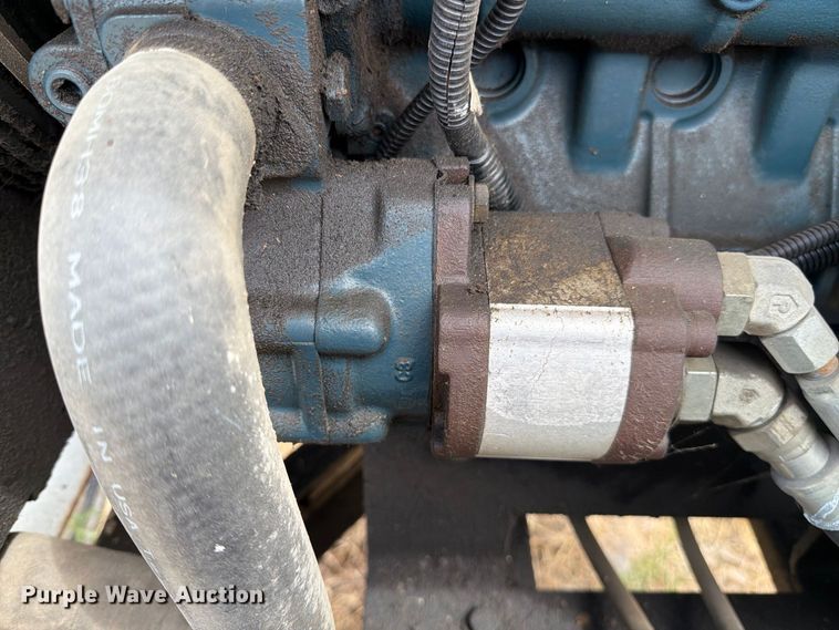 image for item YA3996 2011 Altec DC912A wood chipper