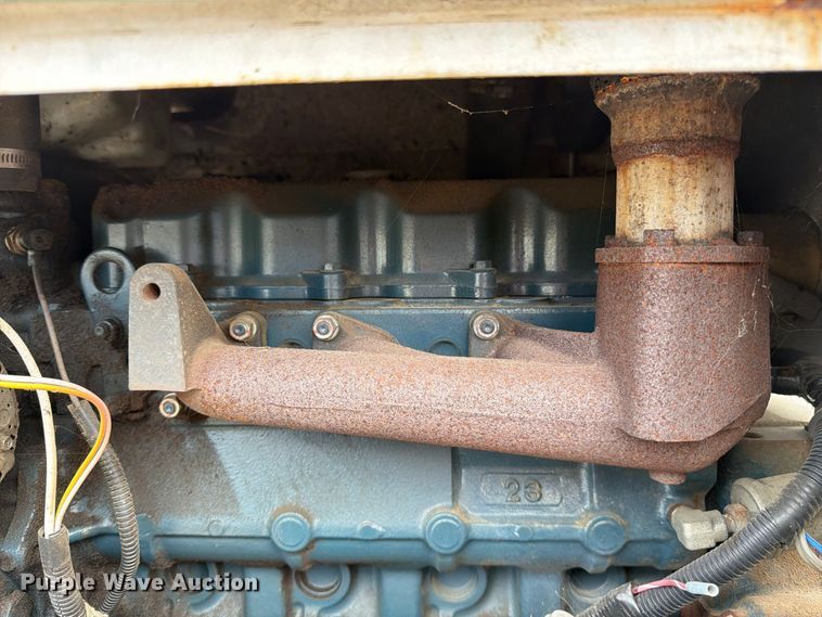 image for item YA3996 2011 Altec DC912A wood chipper