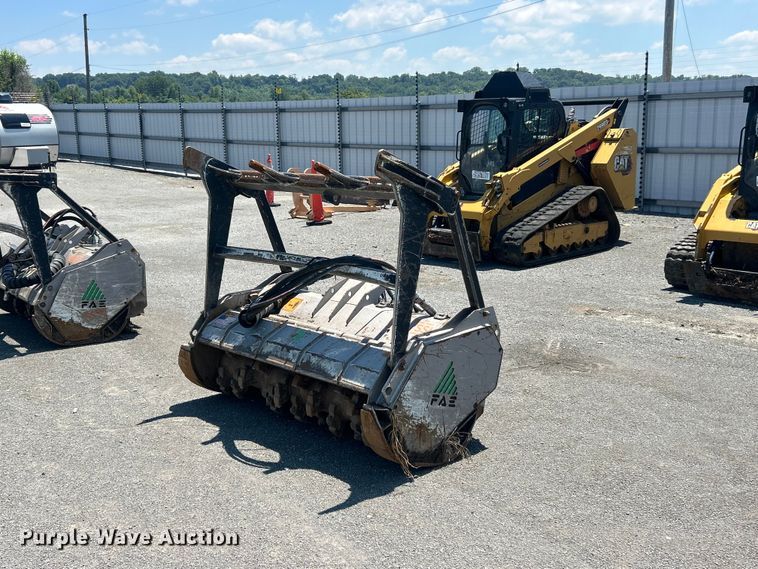 image for item YA4031 2019 FAE UML/SSL-150 VT skid steer mulcher