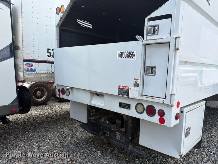 image for item YA4104 2015 Freightliner Business Class M2 forestry bucket truck