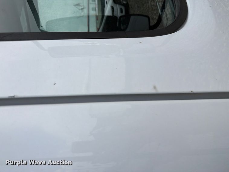 image for item YA4104 2015 Freightliner Business Class M2 forestry bucket truck
