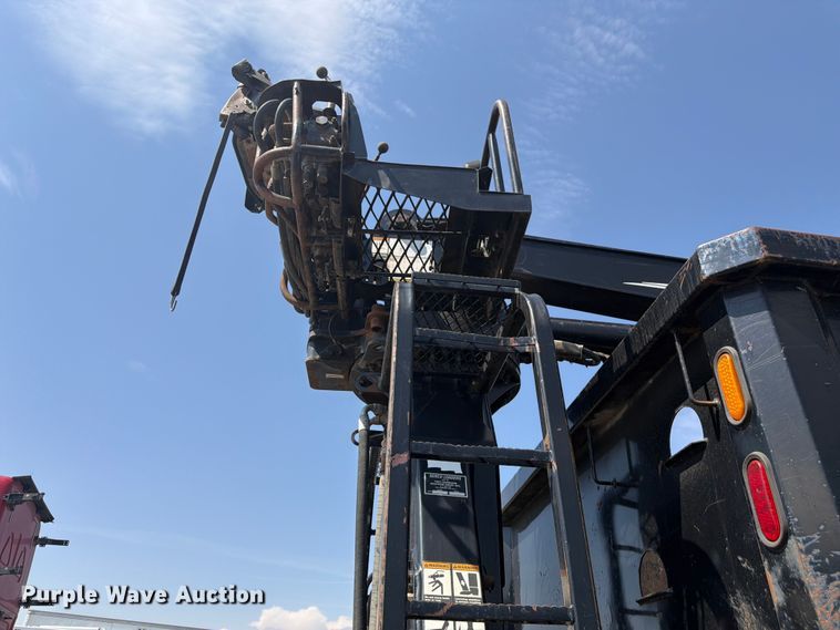 image for item YA4105 2011 Freightliner Business Class M2 grapple truck