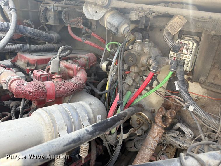 image for item YA4105 2011 Freightliner Business Class M2 grapple truck