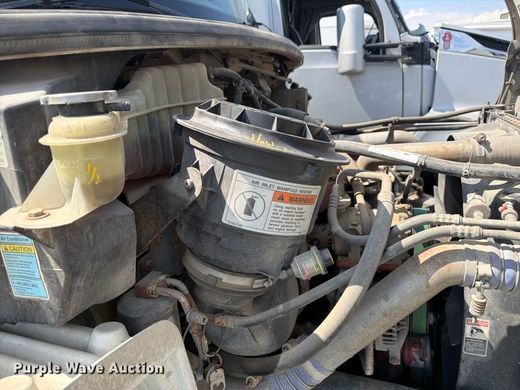image for item YA4105 2011 Freightliner Business Class M2 grapple truck