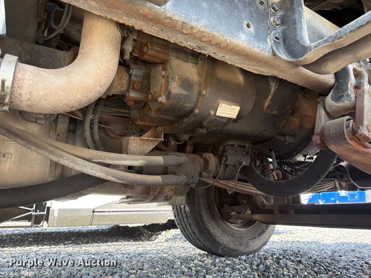 image for item YA4105 2011 Freightliner Business Class M2 grapple truck
