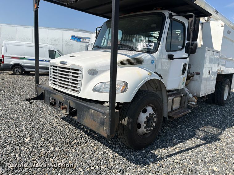 image for item YA4106 2014 Freightliner Business Class M2 forestry bucket truck