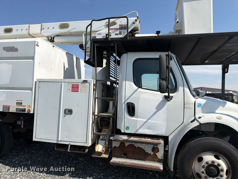 image for item YA4106 2014 Freightliner Business Class M2 forestry bucket truck