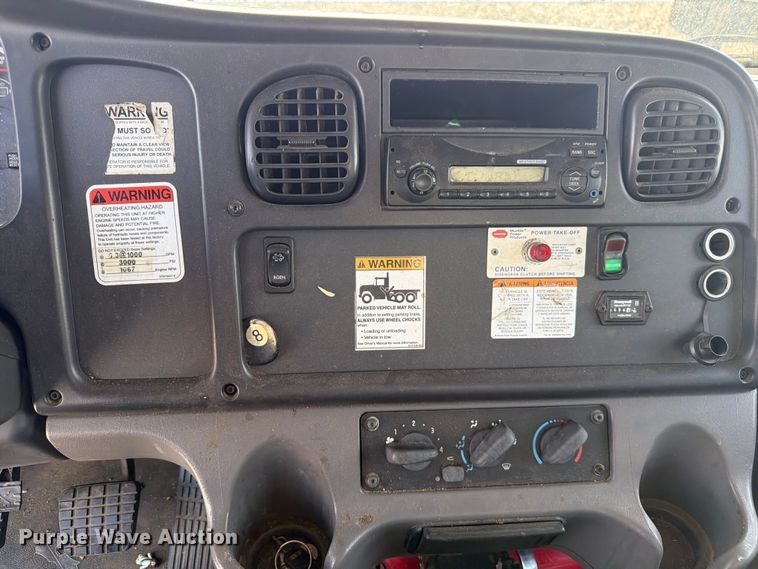 image for item YA4106 2014 Freightliner Business Class M2 forestry bucket truck