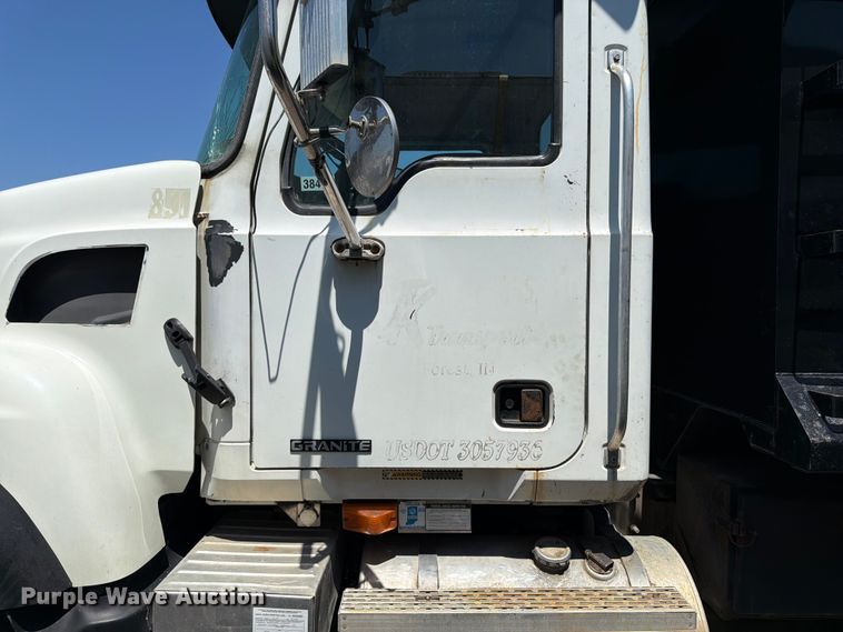 image for item YA4130 2004 Mack Granite CV713 dump truck