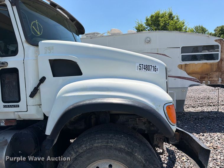 image for item YA4130 2004 Mack Granite CV713 dump truck