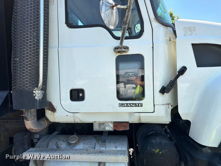 image for item YA4130 2004 Mack Granite CV713 dump truck