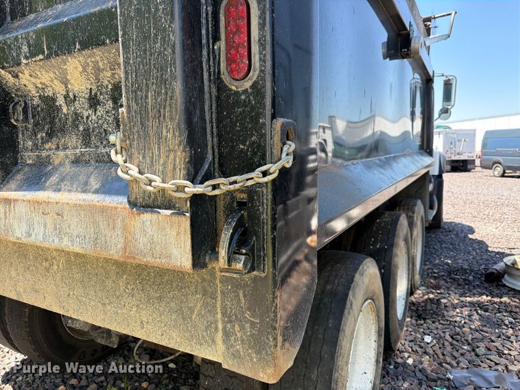 image for item YA4130 2004 Mack Granite CV713 dump truck