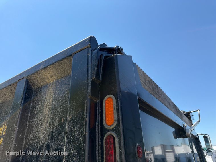 image for item YA4130 2004 Mack Granite CV713 dump truck