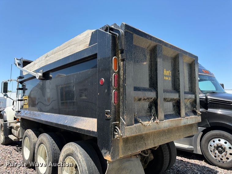 image for item YA4130 2004 Mack Granite CV713 dump truck