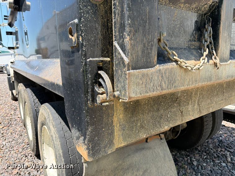 image for item YA4130 2004 Mack Granite CV713 dump truck