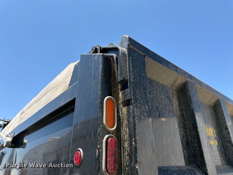image for item YA4130 2004 Mack Granite CV713 dump truck